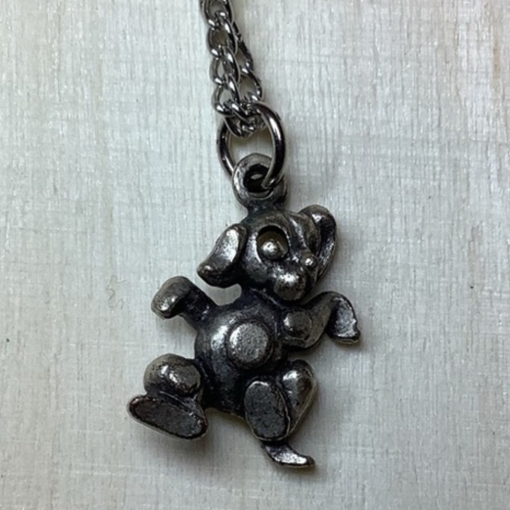 Vintage pewter puppy dog necklace